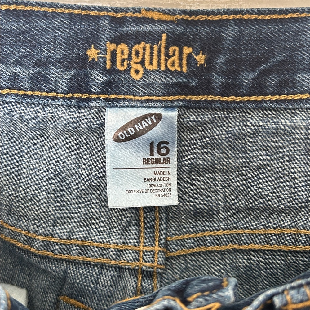 Old Navy Straight Leg Jeans in Dark Blue Wash